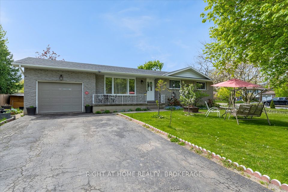 4187 Highland Park