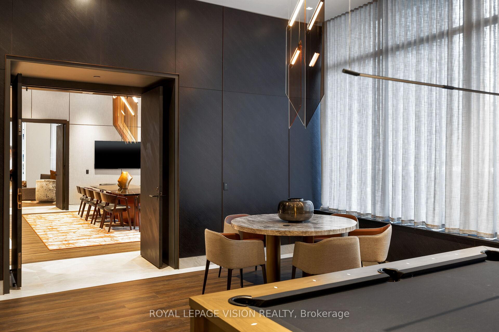 2 Bedrooms Condo at 470 Front, Toronto For sale