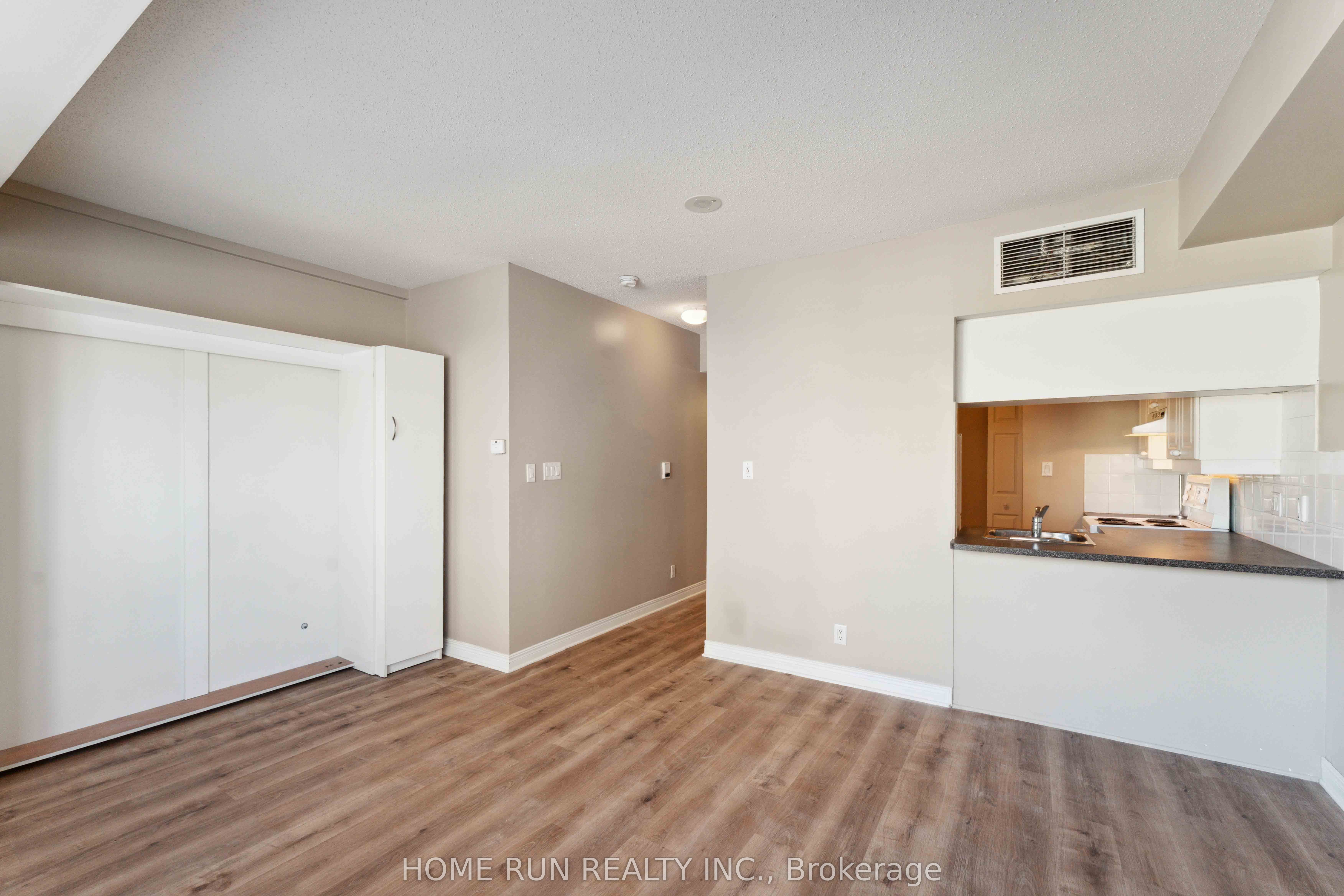 150 York Street, #2A
