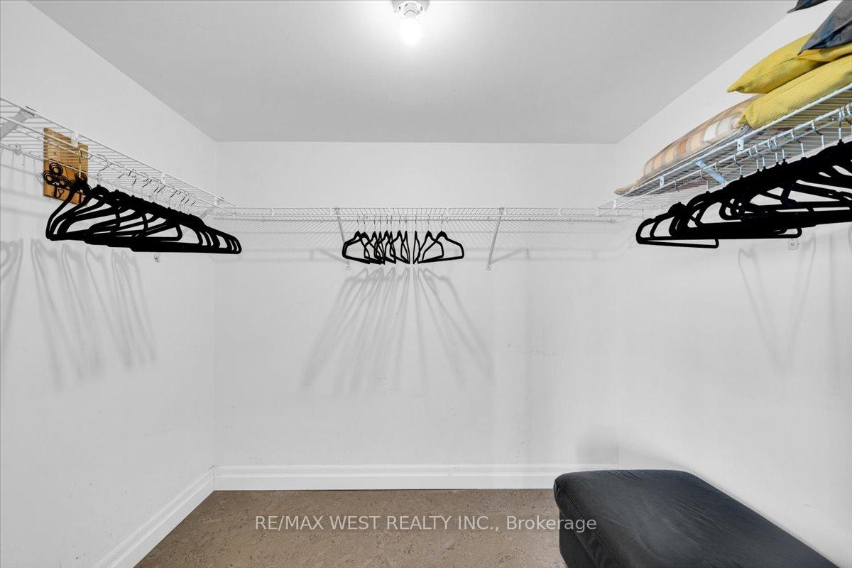 2 Bedrooms Condo at 2285 Lake Shore, Toronto For sale
