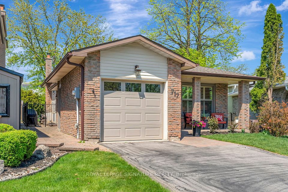 717 Coulson