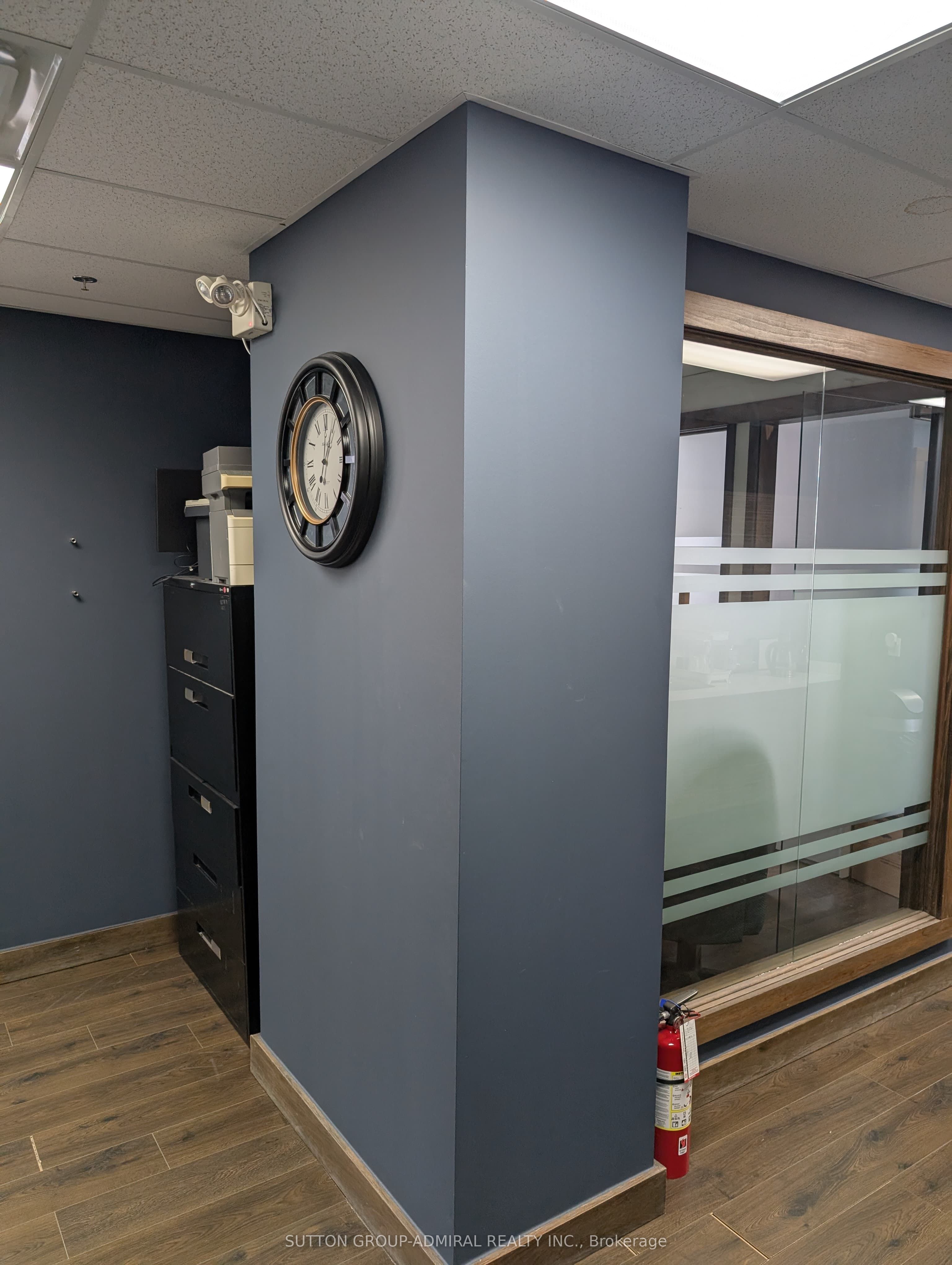 10376 Yonge Street, #301