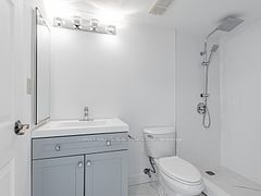 55 Skymark Drive 2004