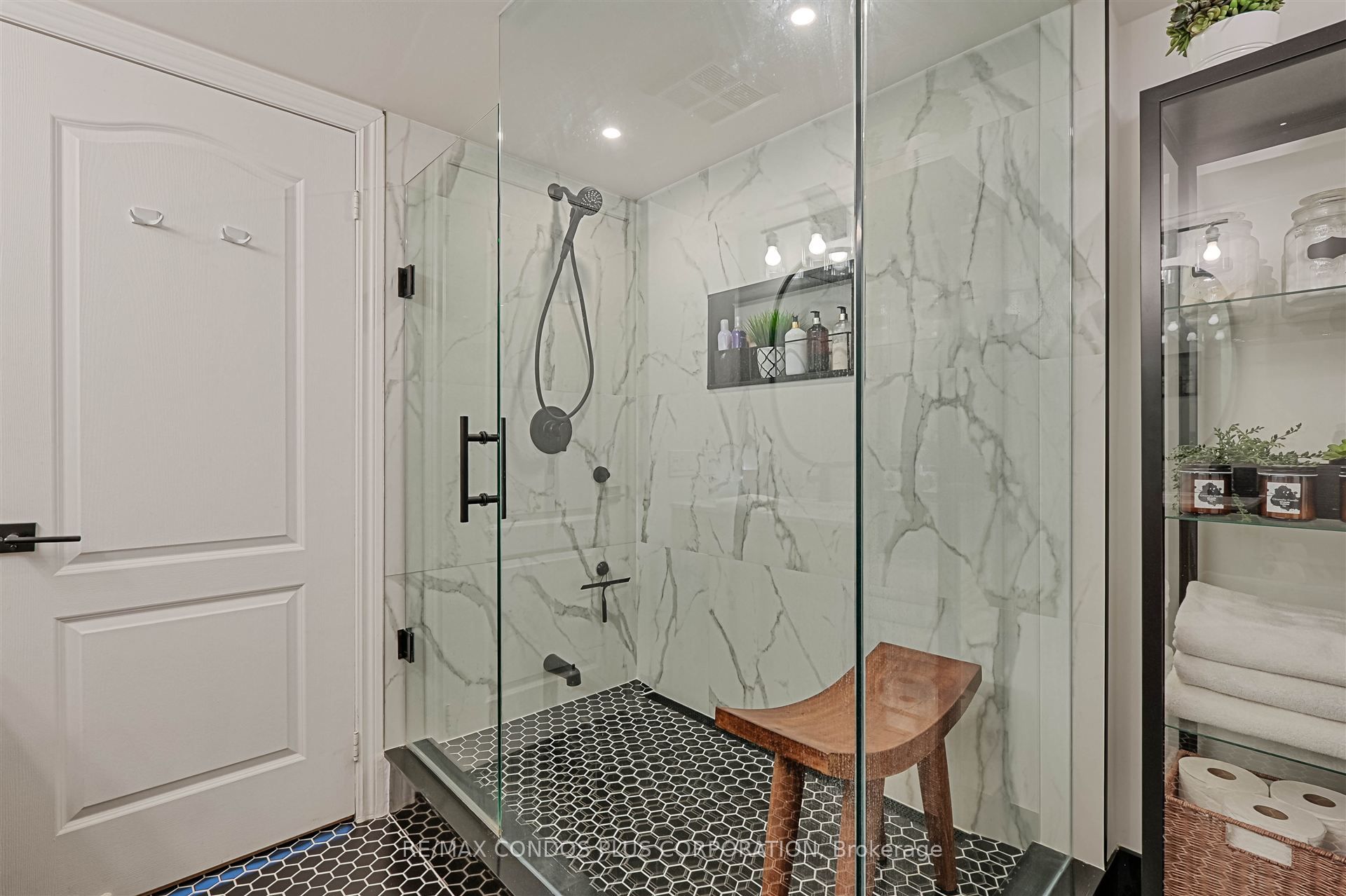 2111 Lake Shore Boulevard W, #912