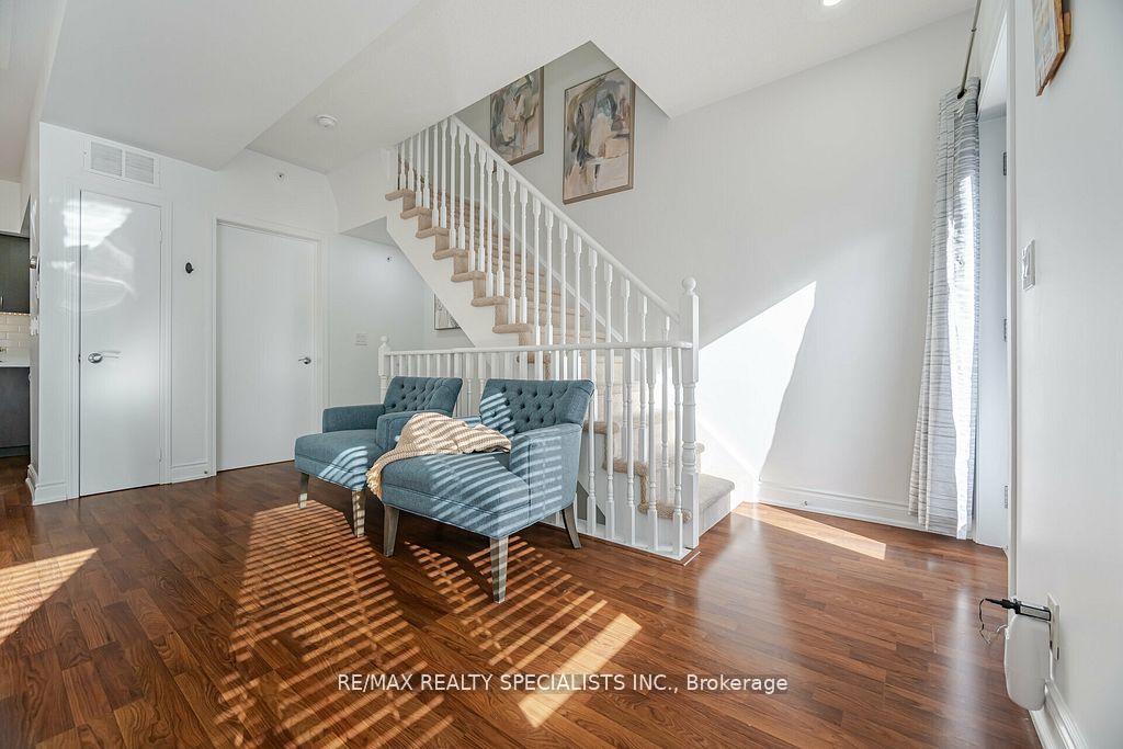 5 Richgrove Drive, #212