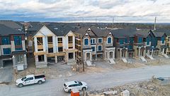 1048 Valhalla Terrace W