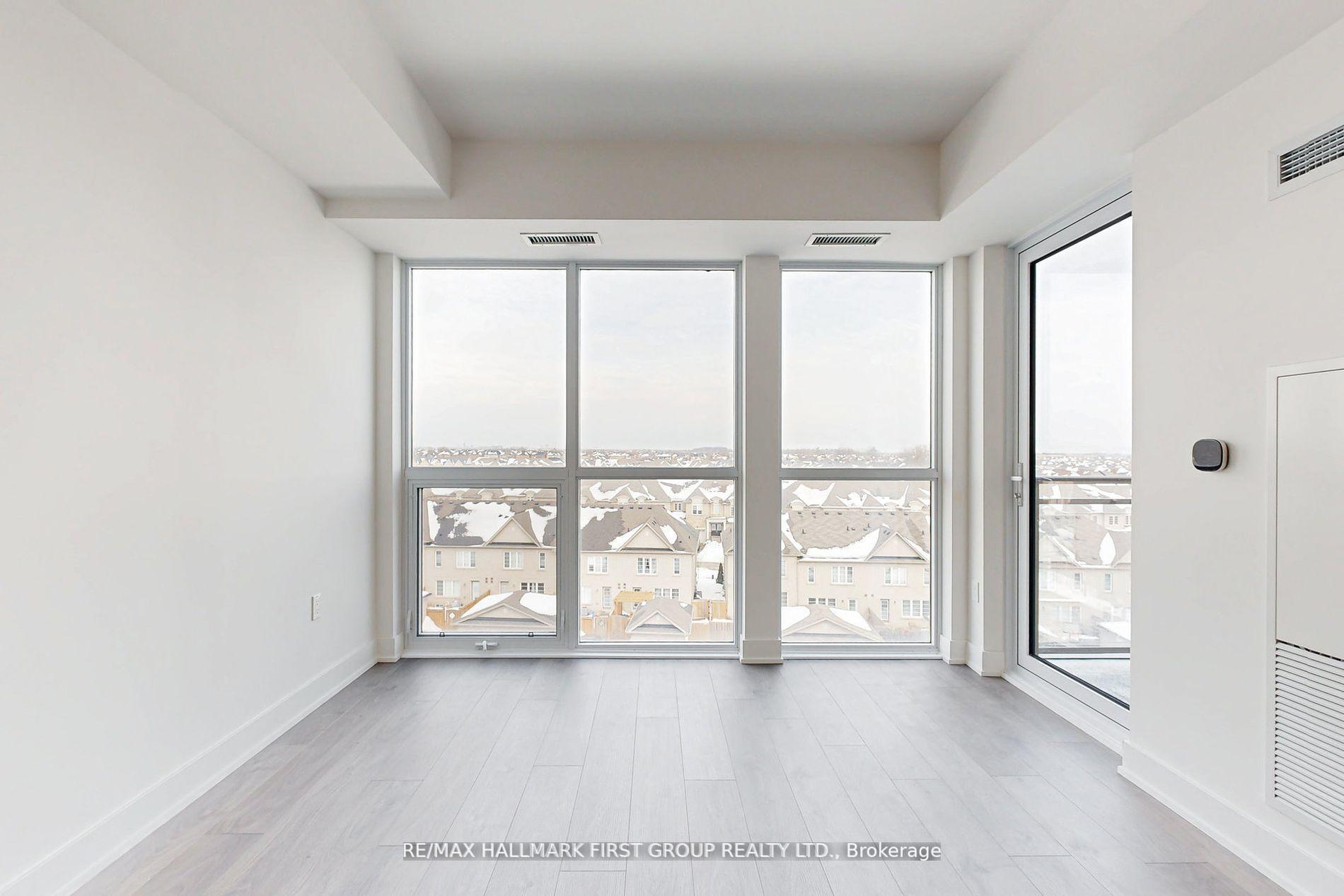 2 Bedrooms Condo at 2343 Khalsa, Oakville For sale