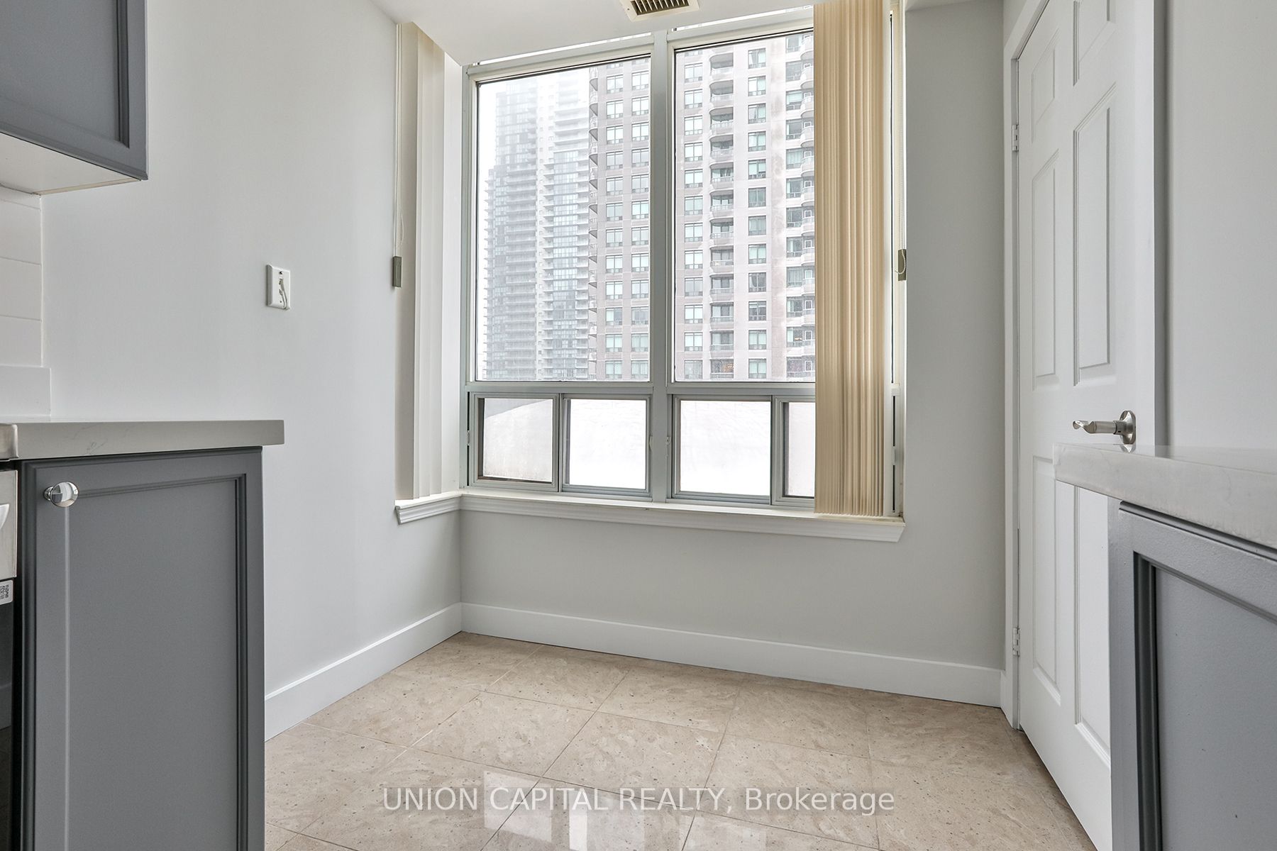 8 Hillcrest Avenue, #507