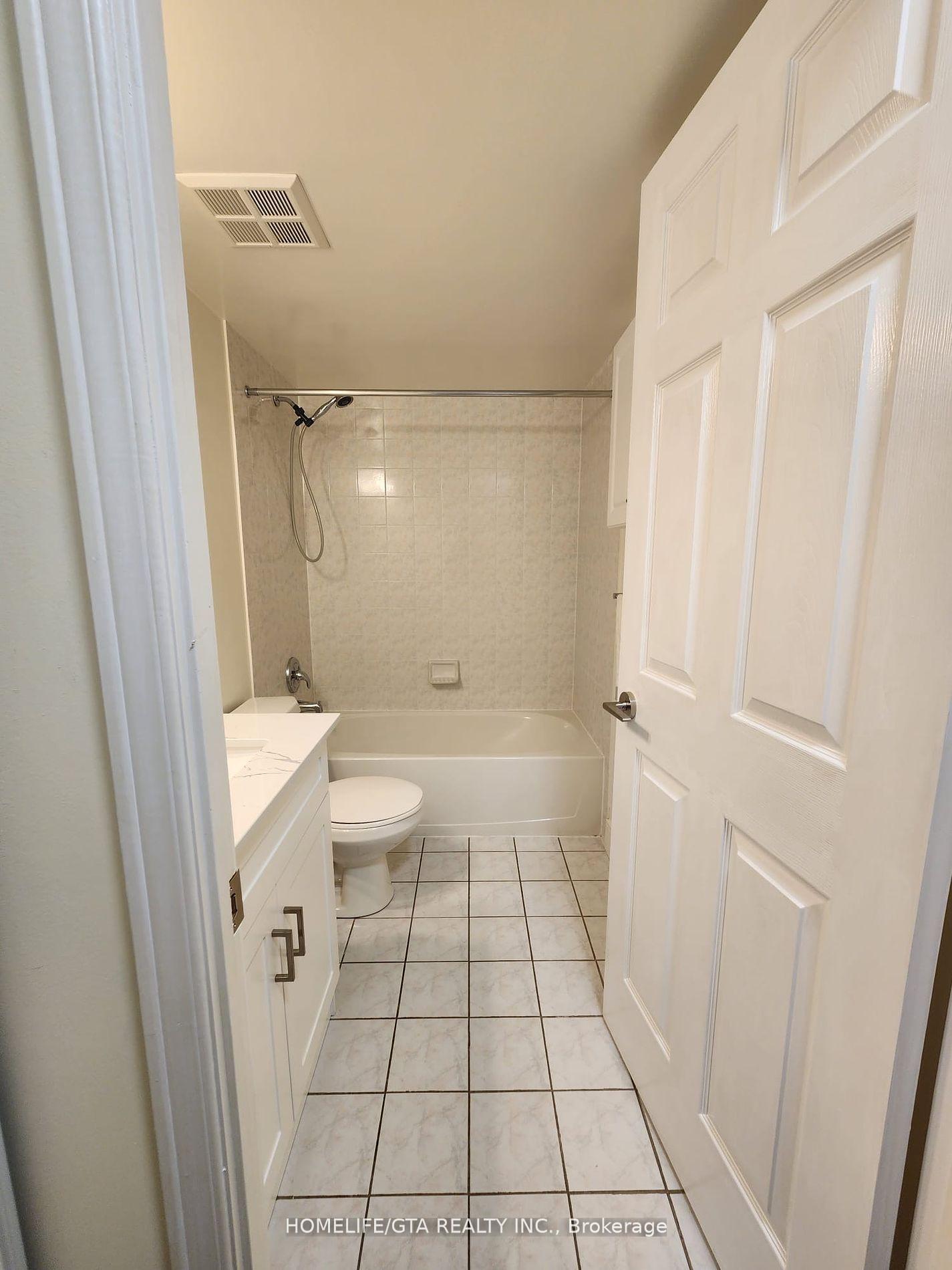 2 Bedrooms Condo at 2628 Mccowan, Toronto For sale