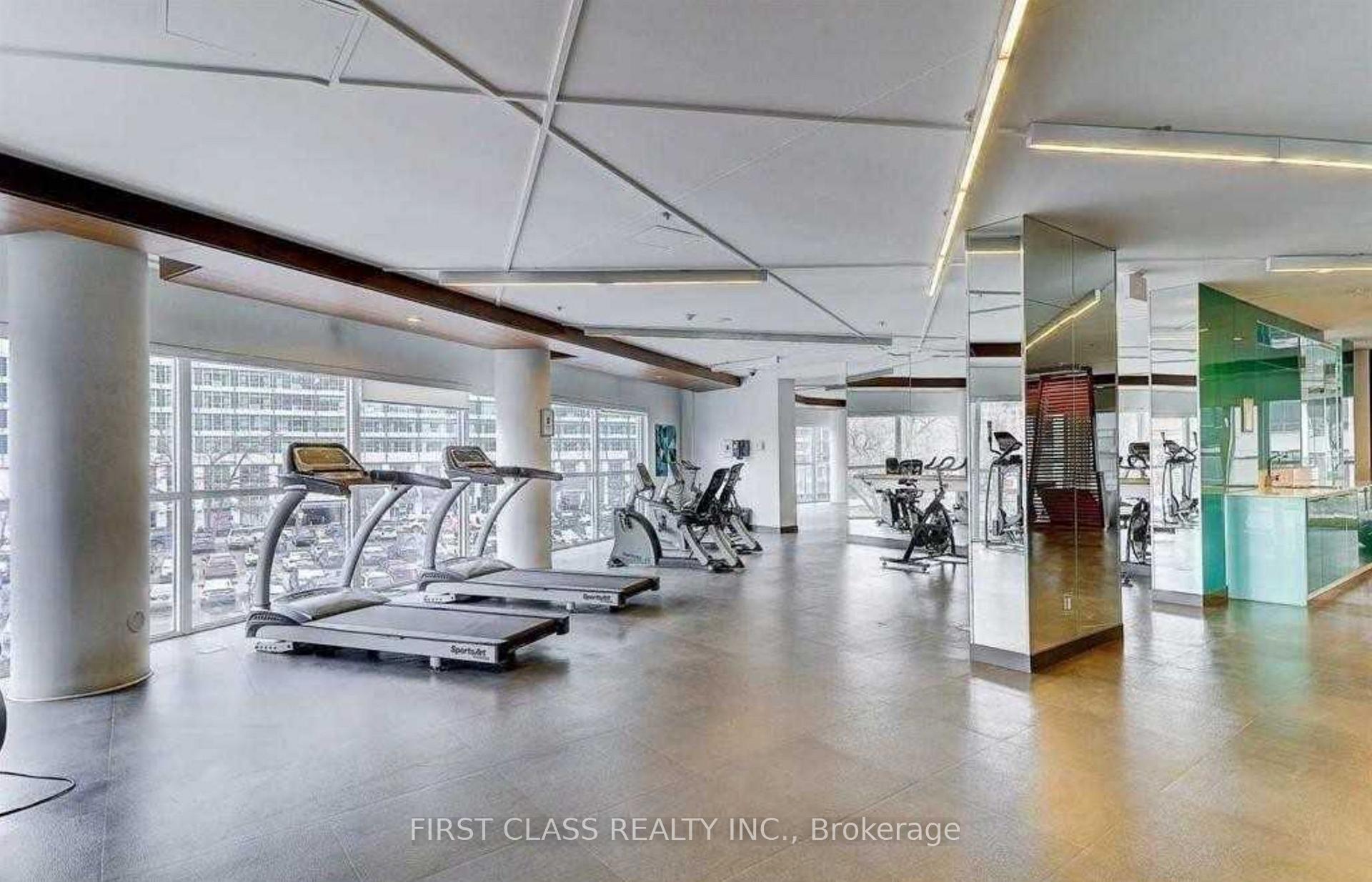 1 Bedroom Condo at 352 Front, Toronto For sale