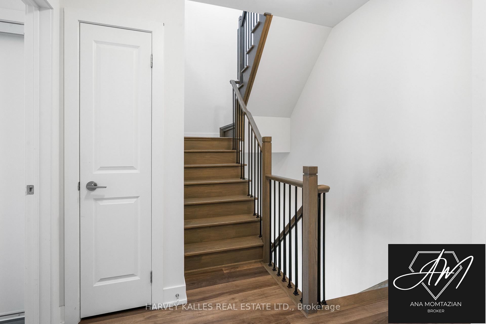 9 Phelps Lane 270