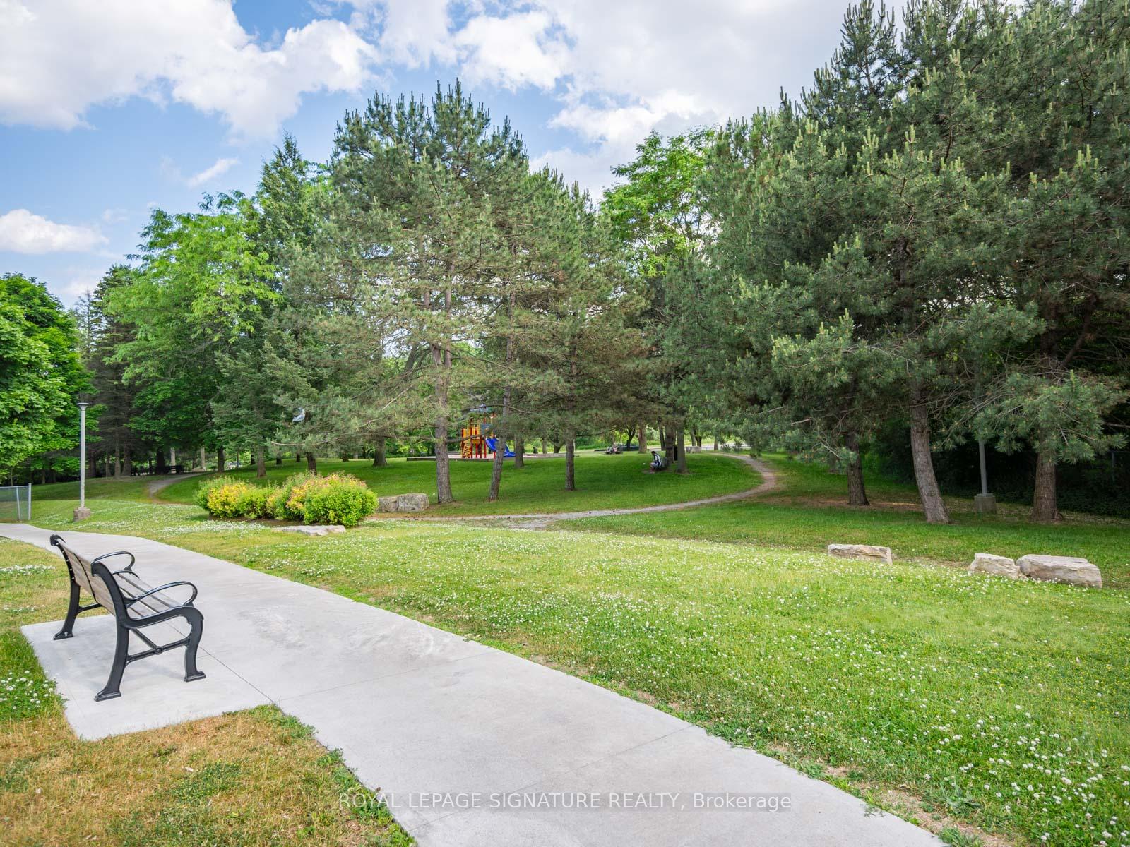 3 Bedrooms Condo at 3050 Ellesmere, Toronto For sale