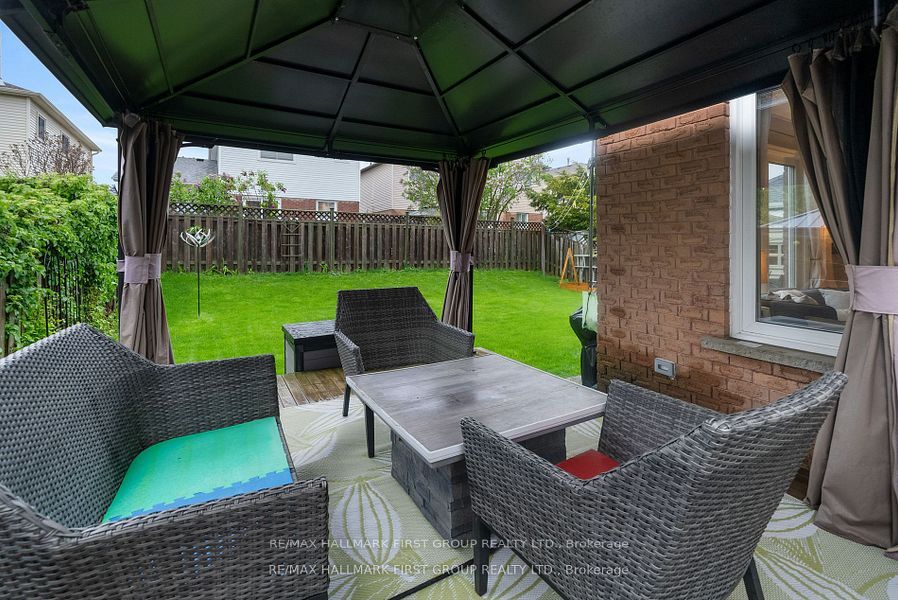 14 Claret Road