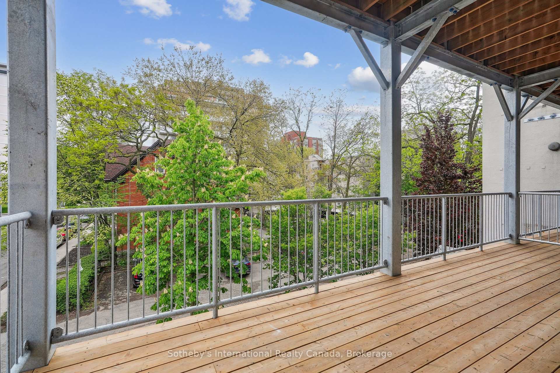 2 Bedrooms Condo at 35 Duke, Hamilton For sale