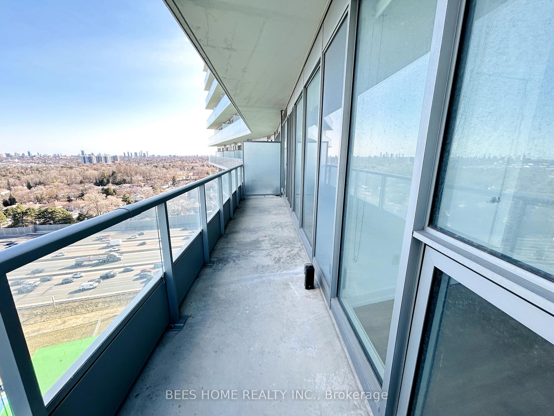2 Bedrooms Condo at 115 McMahon, Toronto For sale