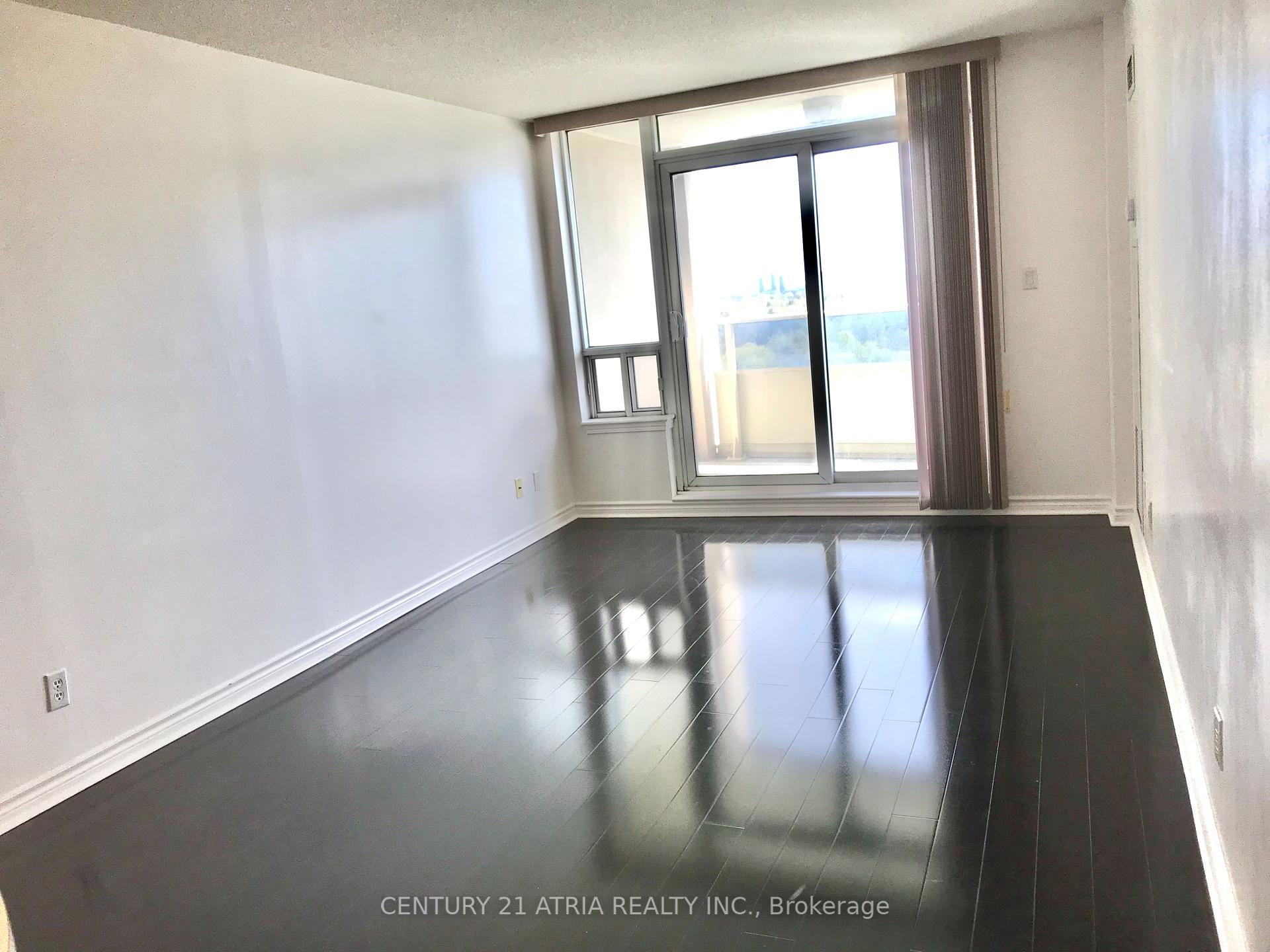 1 Bedroom Condo at 3 Rean, Toronto For sale