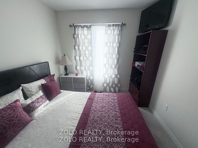 https://trreb-image.ampre.ca/81WzTI4FPDwdk5p-ZbElcQUKNmNl2qmTXweexorA6KM/rs:fit:960:960/wm:.5:so:0:50:.4/wmsh:10/wmt:PHNwYW4gZm9yZWdyb3VuZD0nd2hpdGUnIGZvbnQ9JzY4Jz5aT0xPIFJFQUxUWSwgQnJva2VyYWdlPC9zcGFuPg/L3RycmViL2xpc3RpbmdzLzQwLzgzLzI3LzM0L3AvZDRjNWZhZGUtNjEzNS00NzBkLWJhMWMtNTY2MGNkYzQxYmE0LmpwZw.jpg