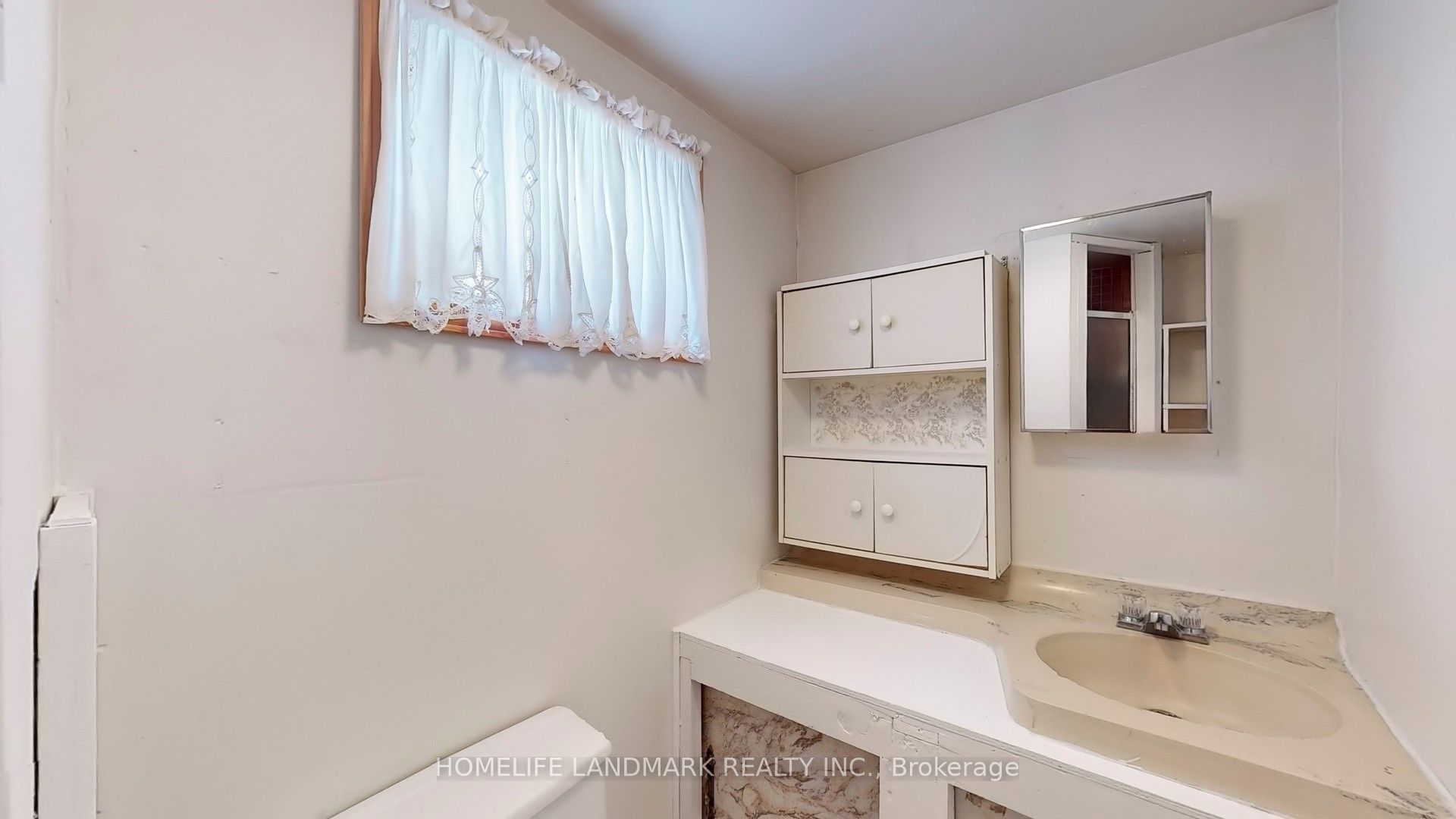 424 Bonita Crescent