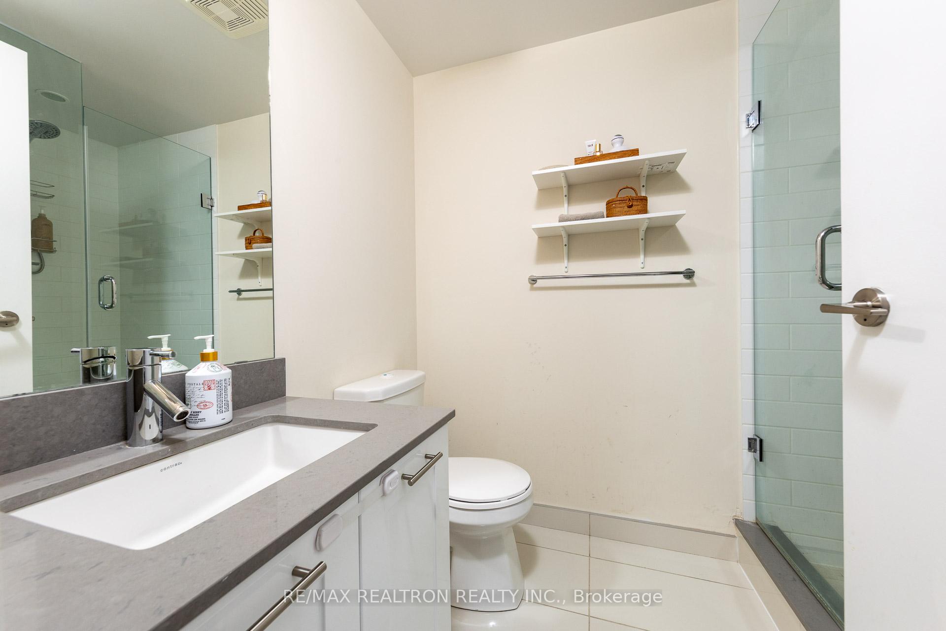 3 Bedrooms Condo at 2200 Lake Shore, Toronto For sale