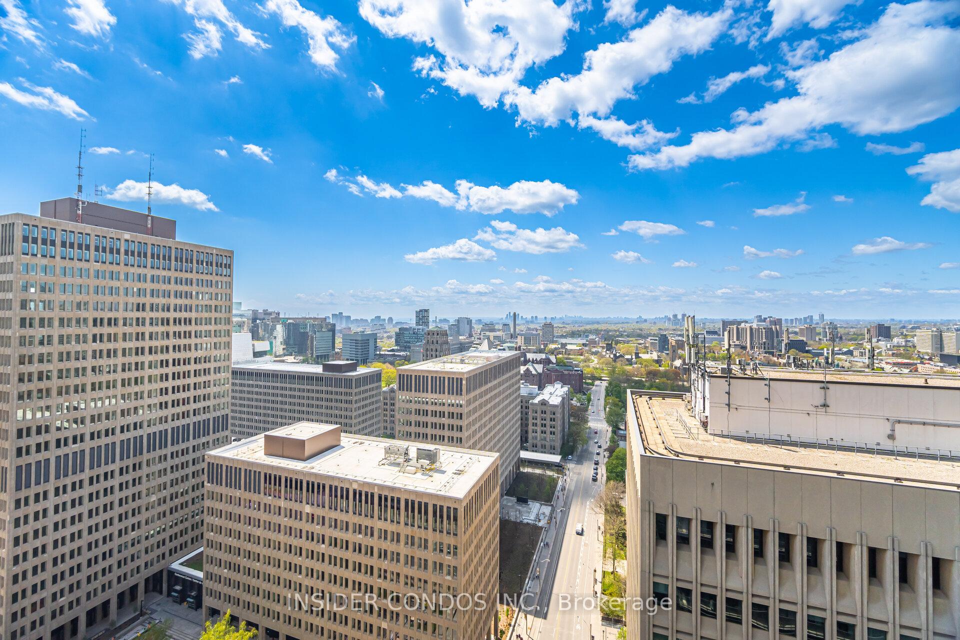 2 Bedrooms Condo at 955 Bay, Toronto For sale