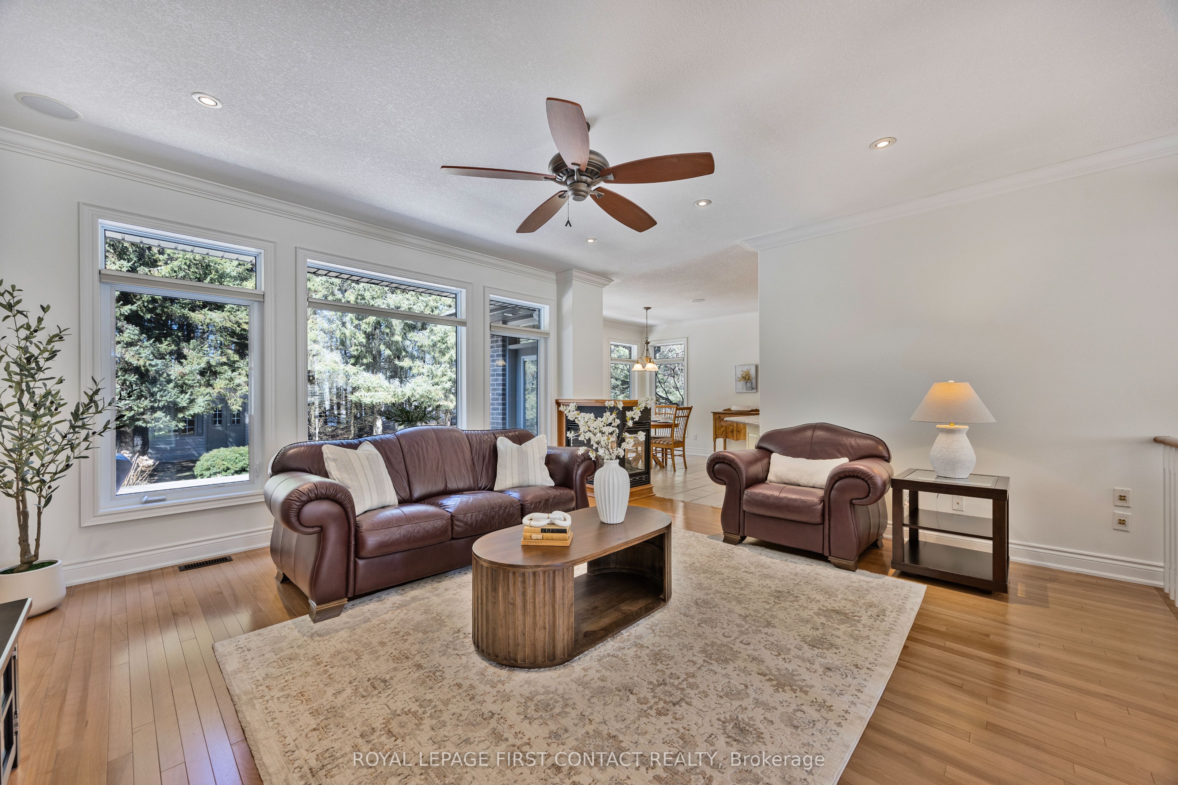10 Red Oak Crescent, Oro-Medonte, ON L0L 2L0