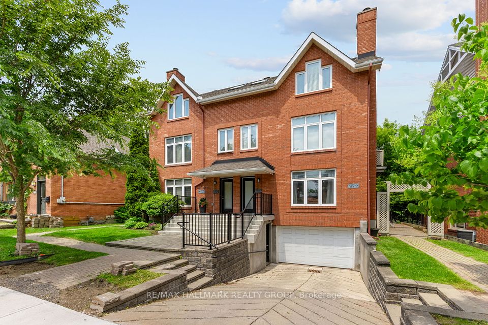 19 Montcalm