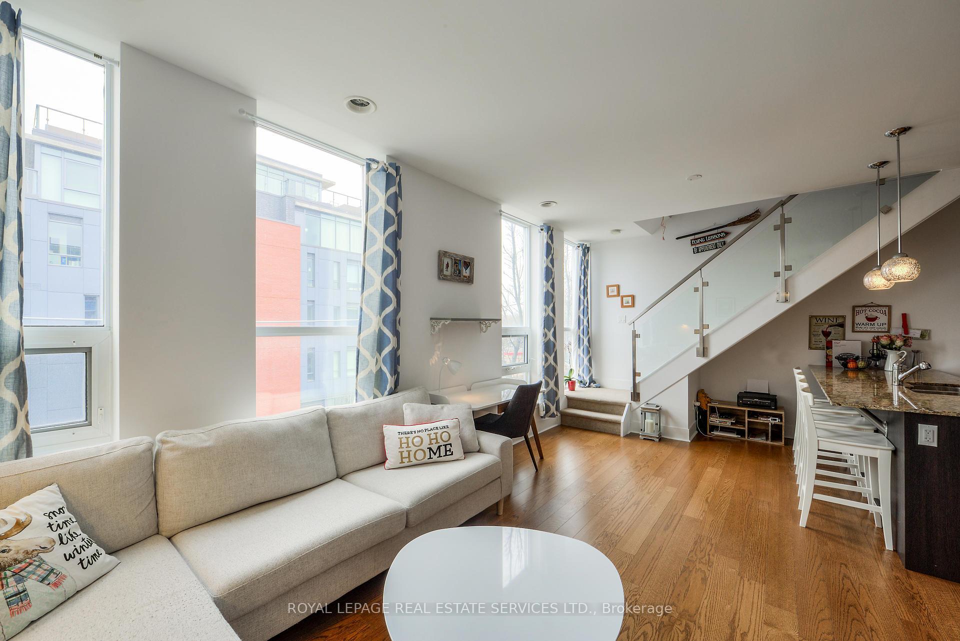 2 Bedrooms Condo at 323 Kingston, Toronto For sale