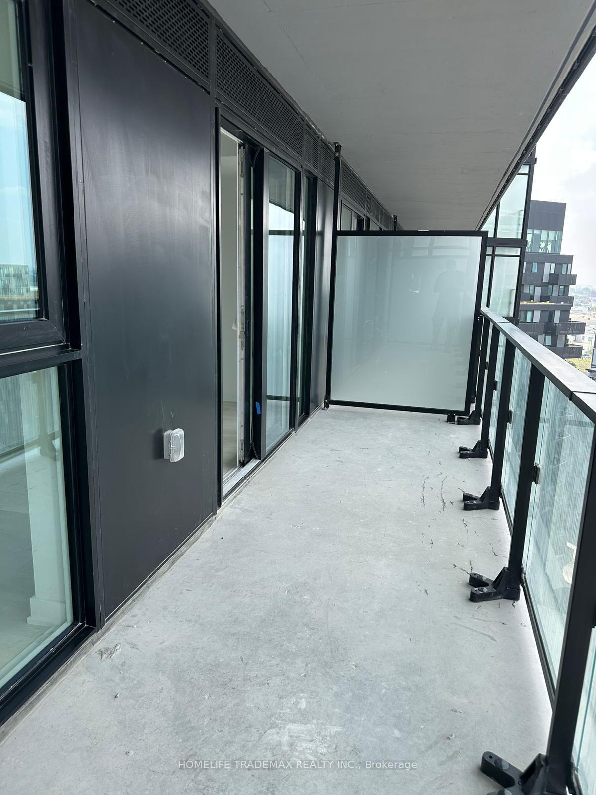 1 Bedroom Condo at 8 Tippett,  Toronto For sale