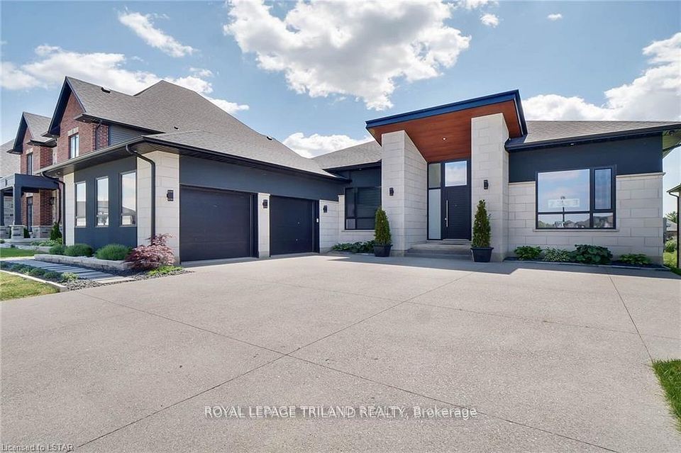 7353 SILVER CREEK Circle