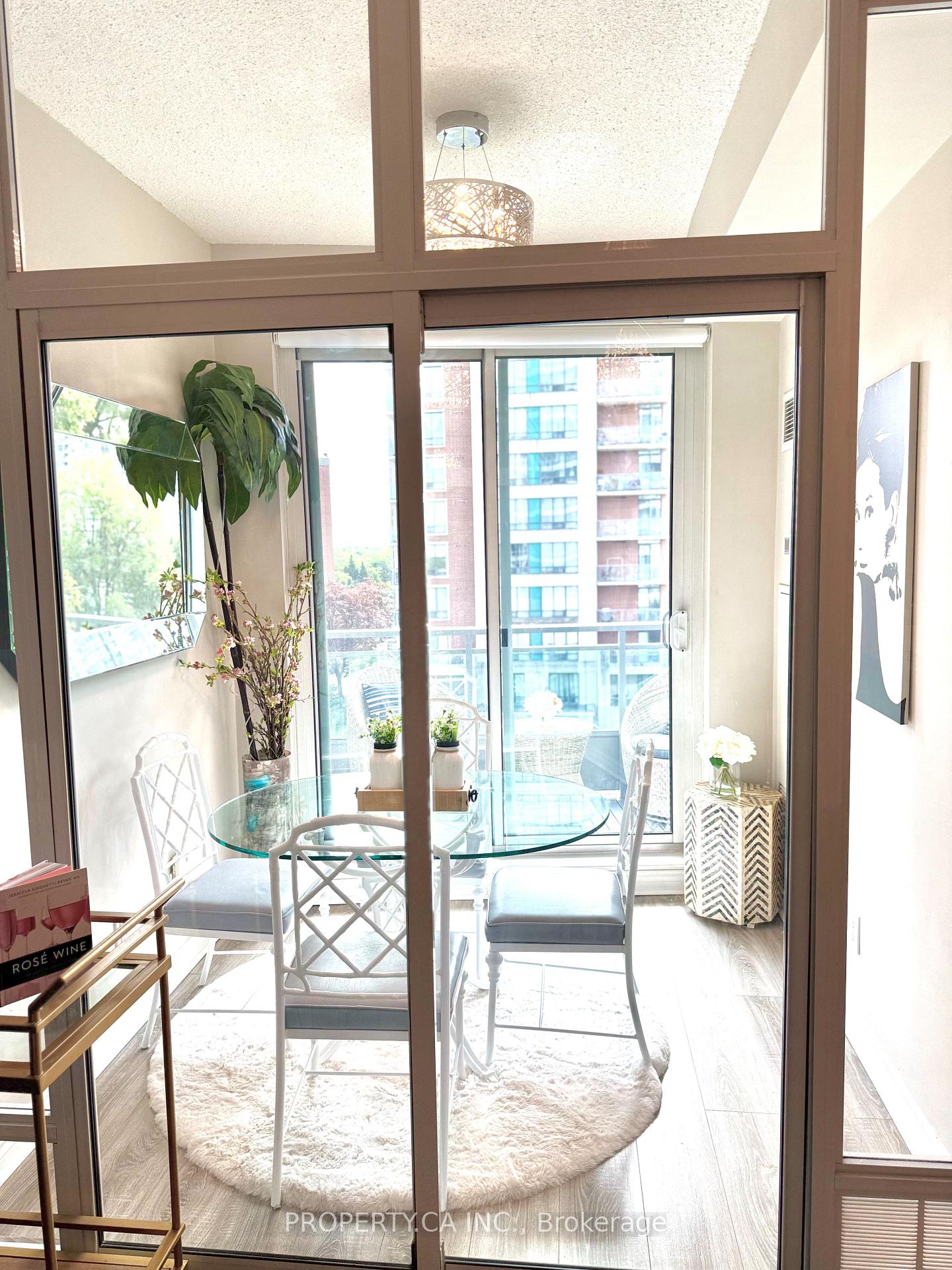 2 Bedrooms Condo at 60 Byng, Toronto For sale