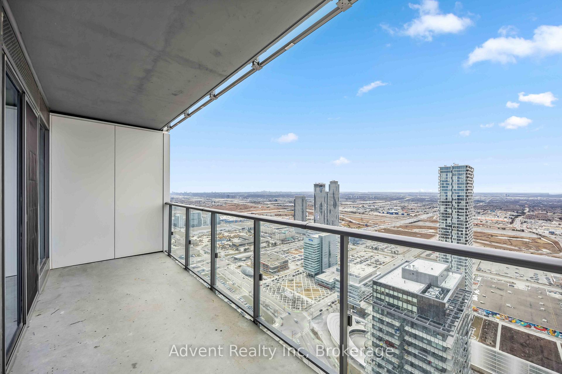 2 Bedrooms Condo at 7890 Jane,  Vaughan For sale