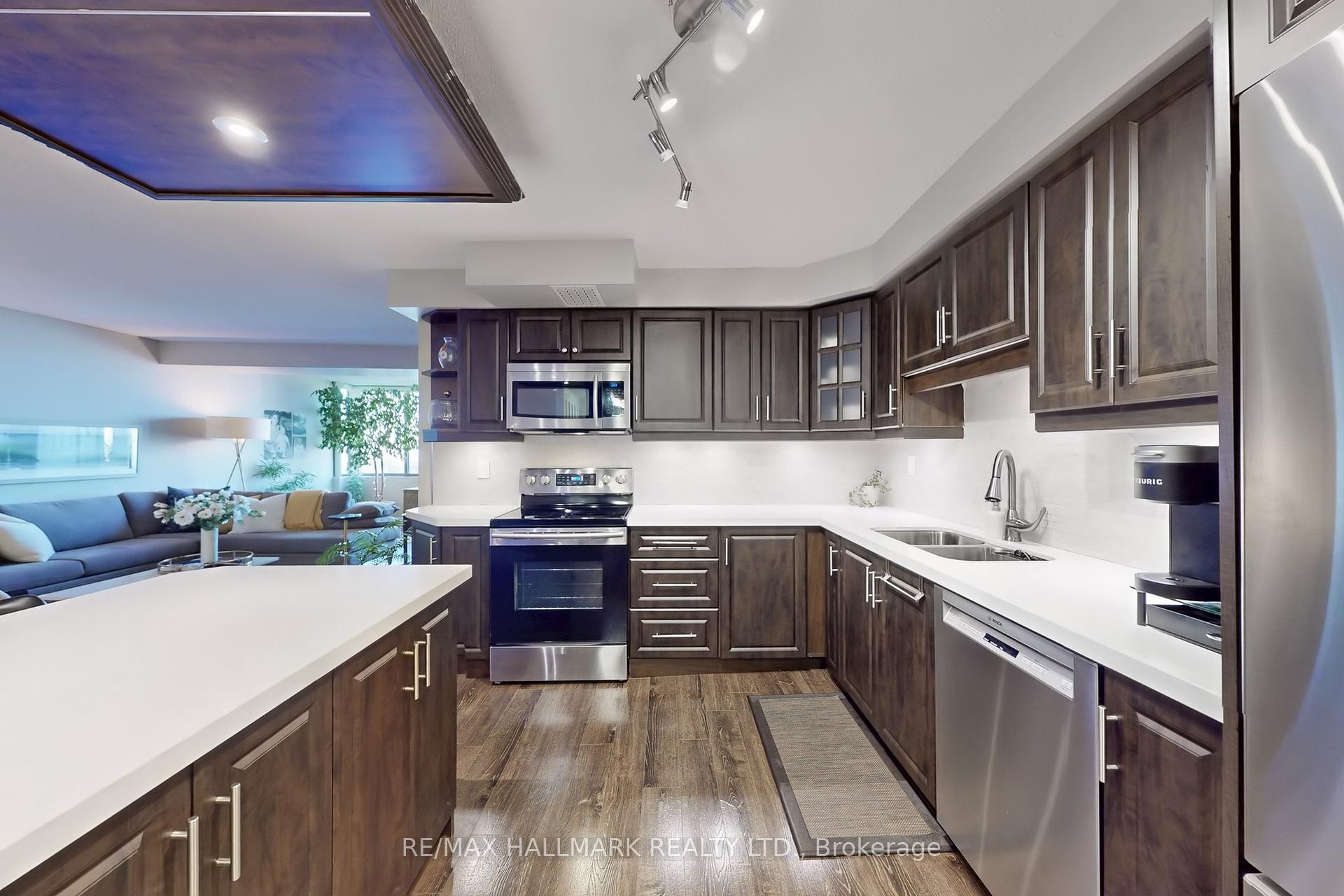 2 Bedrooms Condo at 2350 Bridletowne, Toronto For sale