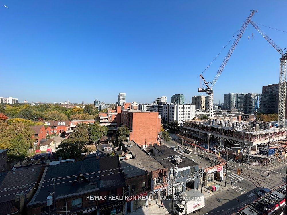 1 Bedroom Condo at 270 Dufferin, Toronto For sale