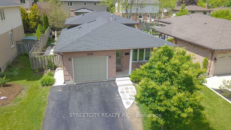 295 Walmer Grove