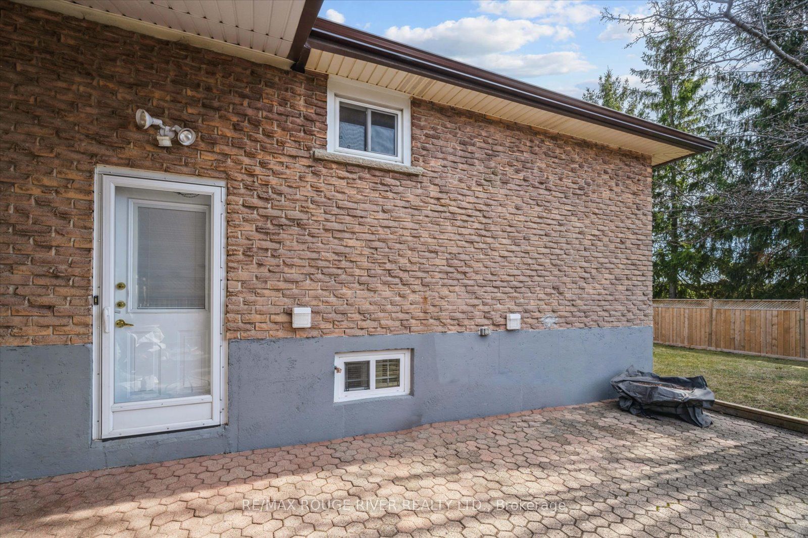 270 Labrador Drive