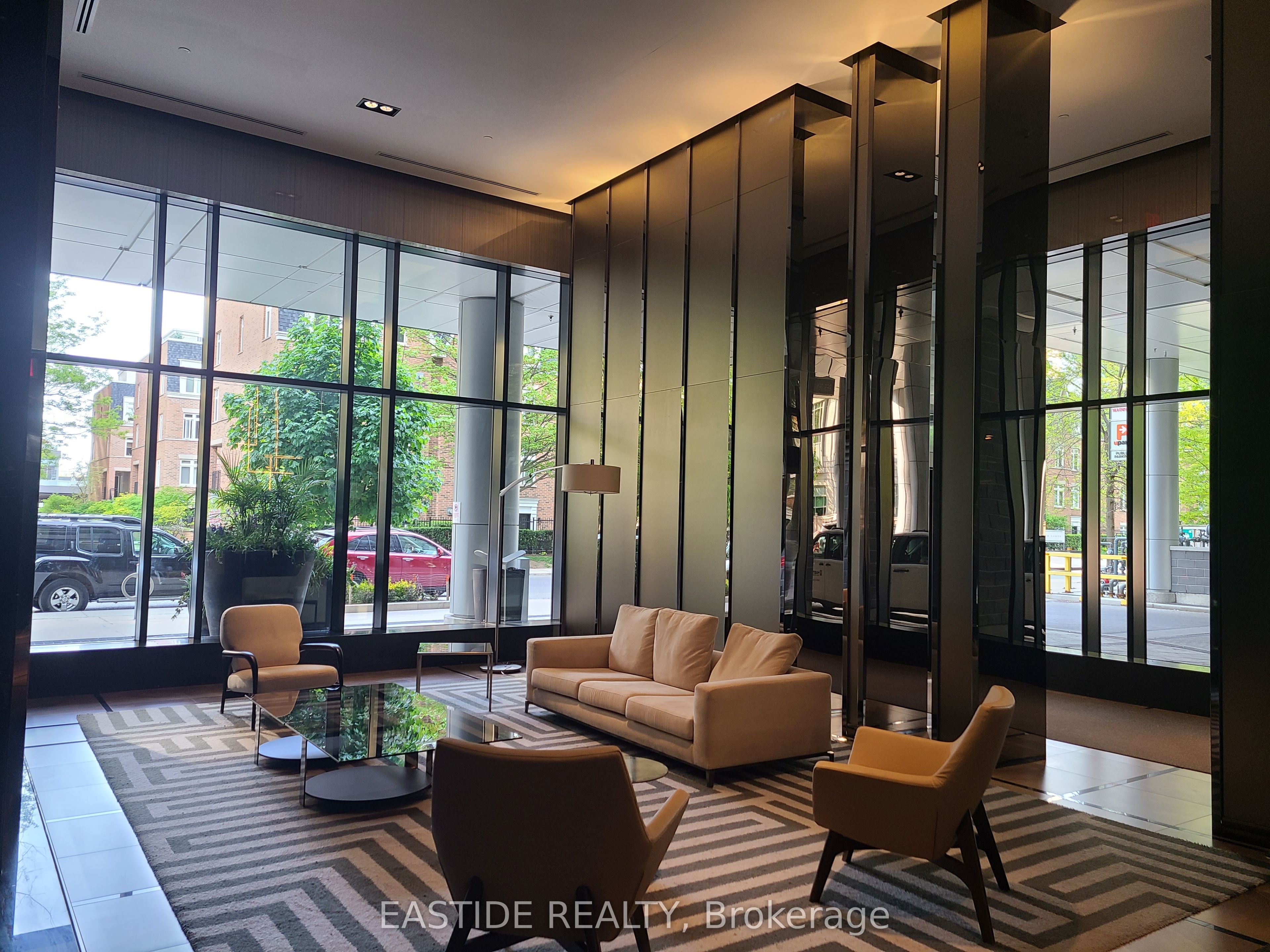 98 Lillian Street, #3211
