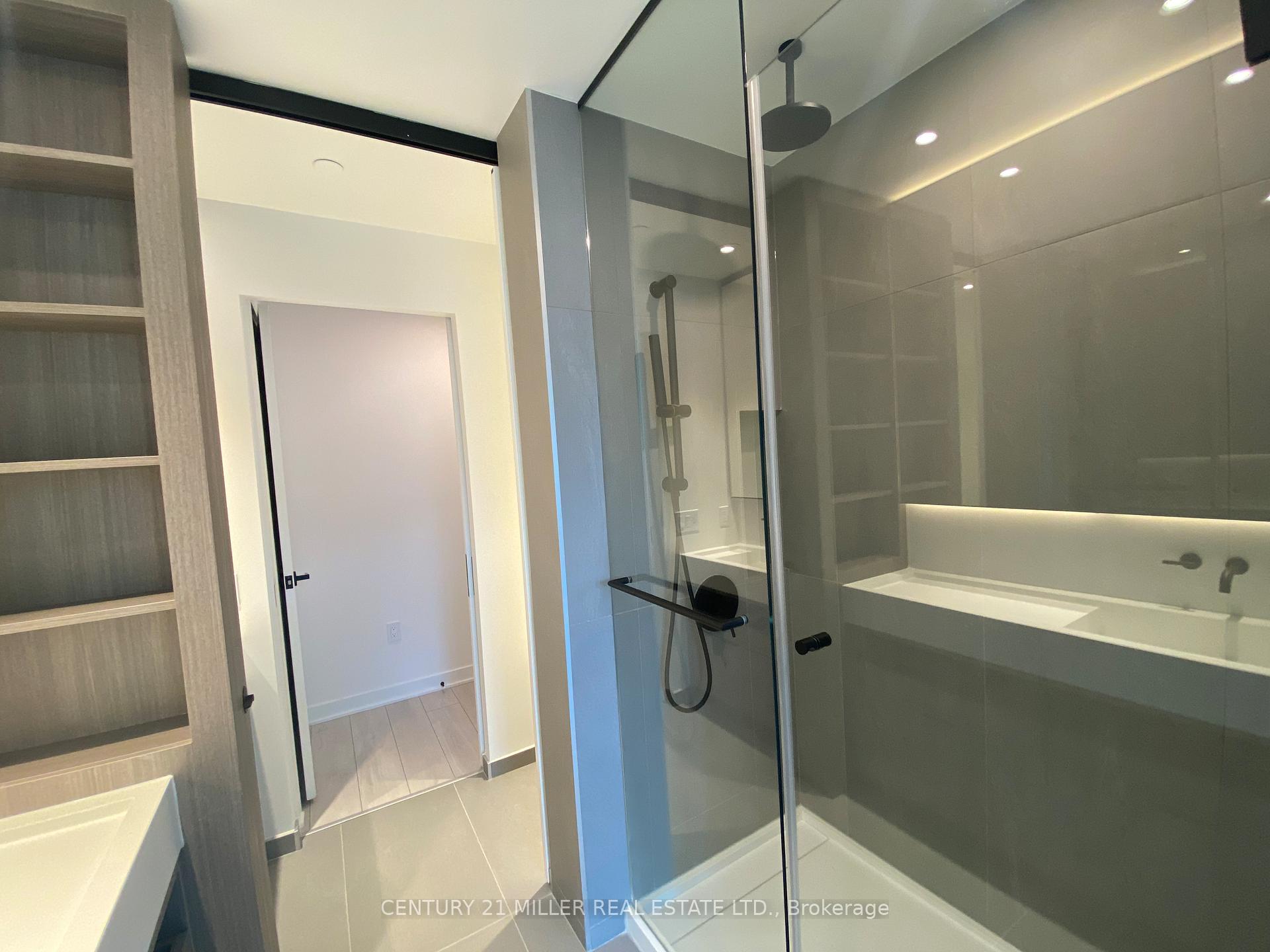1 Bedroom Condo at 55 Charles, Toronto For sale