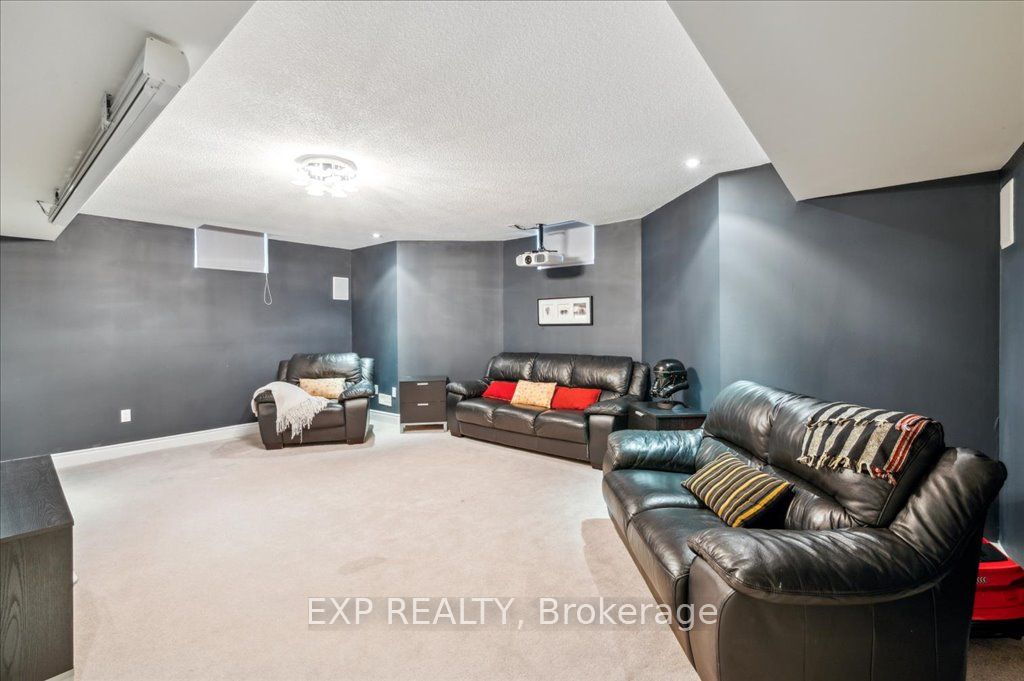 50 Agincourt Circle