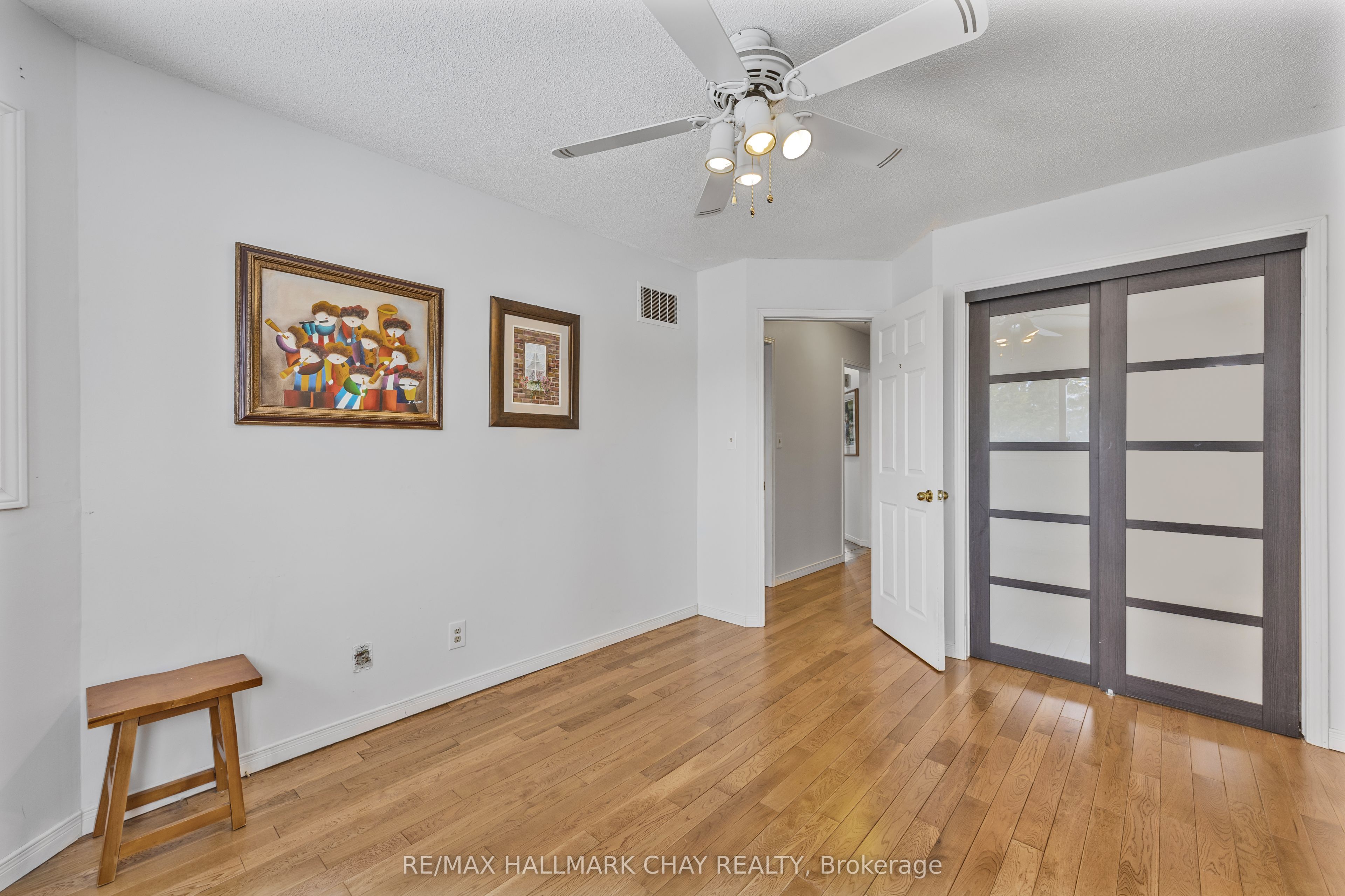 23 Grasett Crescent