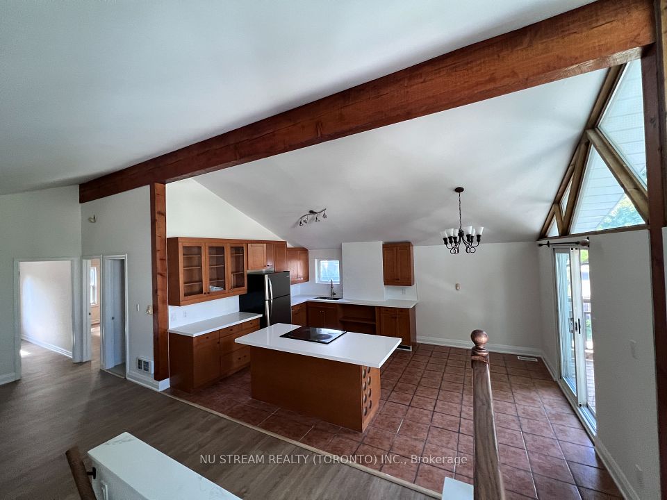 #Upper - 42 Glenavy Avenue, Toronto, ON M4P 2T7