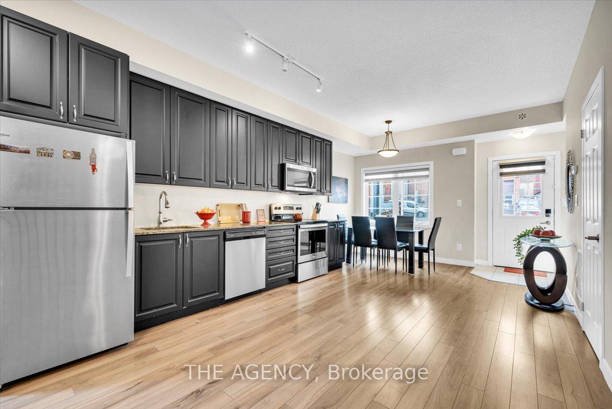 2 Bedrooms Condo at 7 Forbes, Toronto For sale