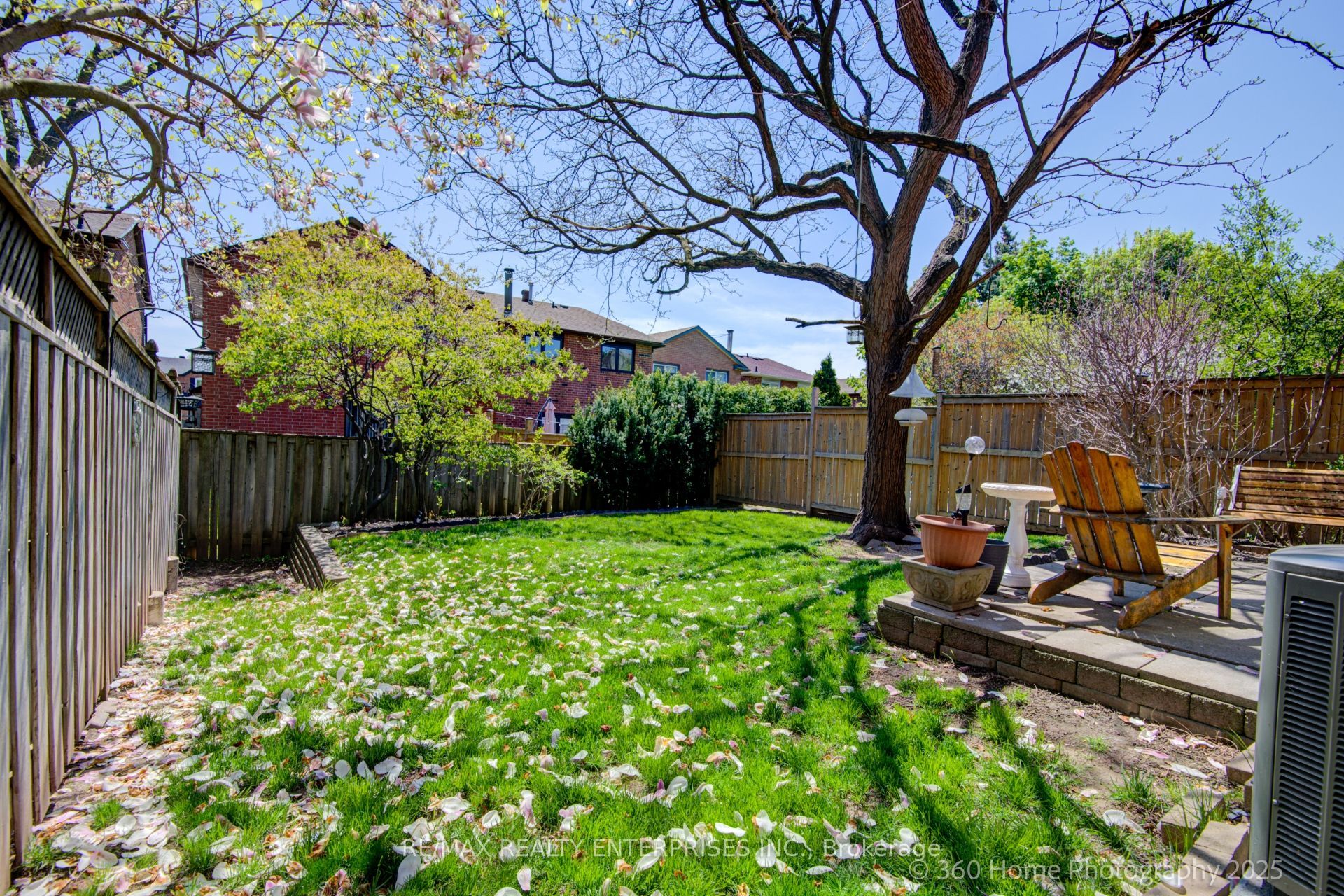 4425 Sawmill Valley Drive