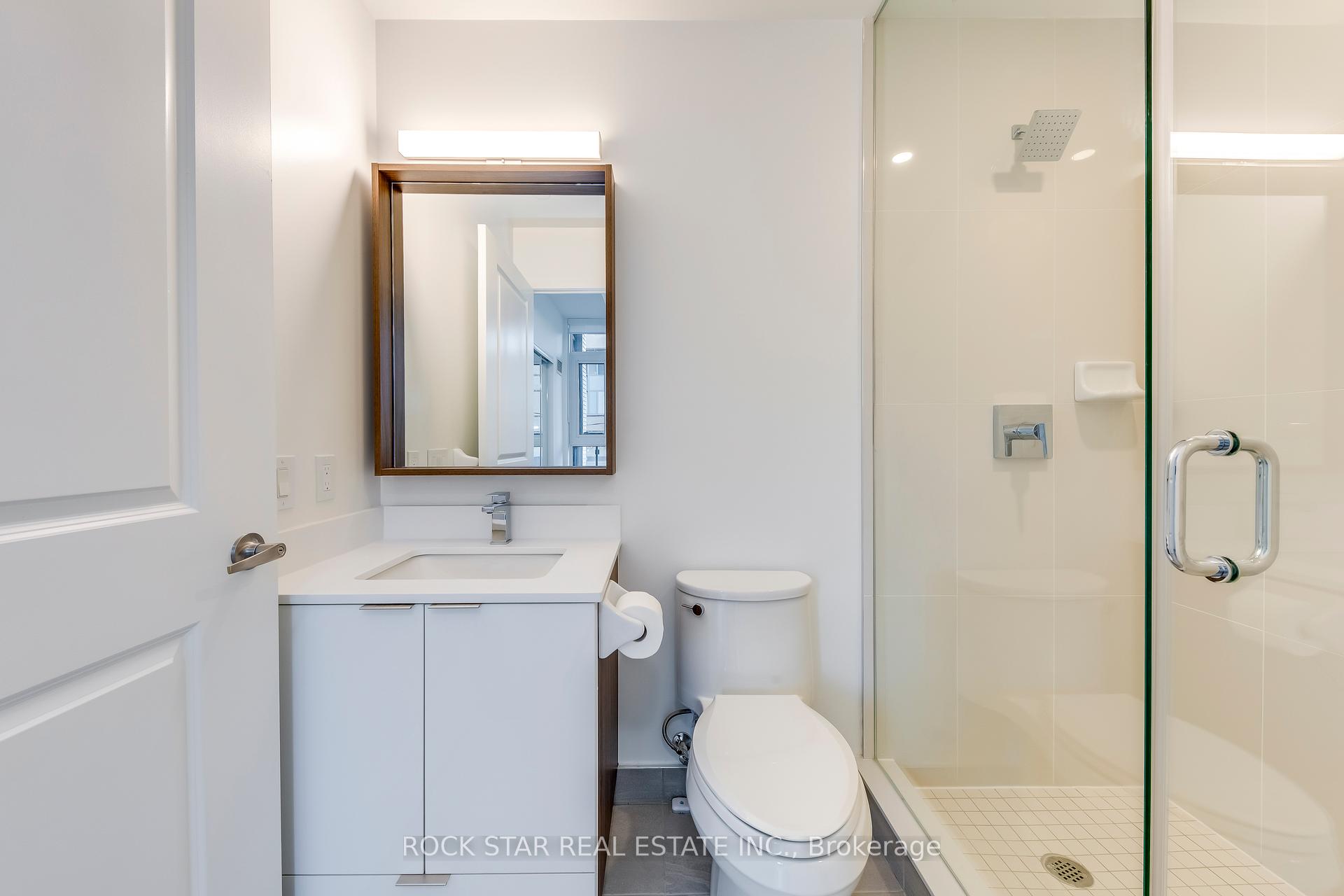 2 Bedrooms Condo at 543 Richmond,  Toronto For sale