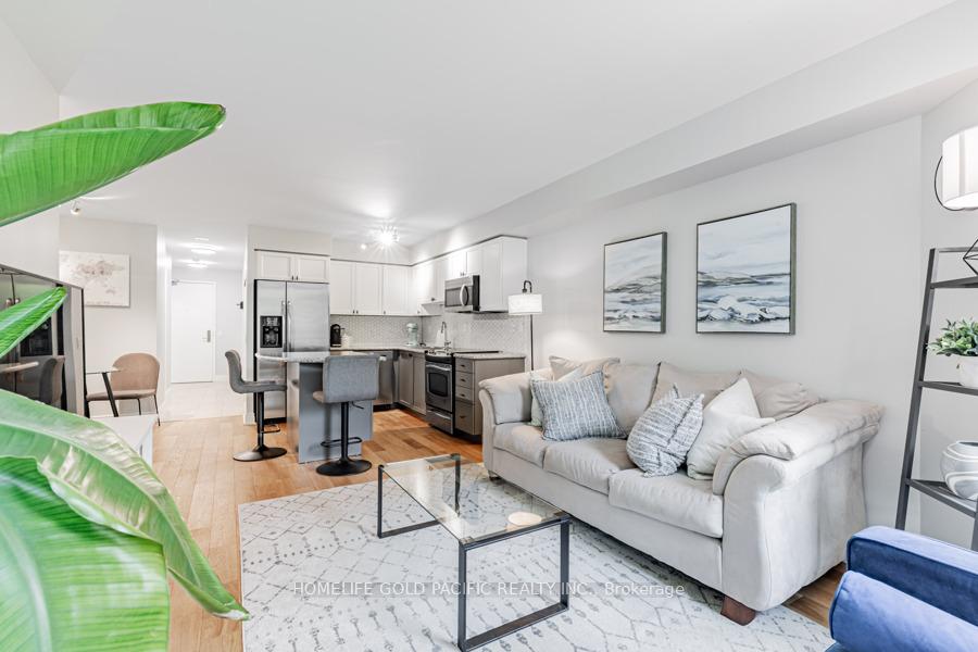 2 Bedrooms Condo at 78 Harrison Garden, Toronto For sale