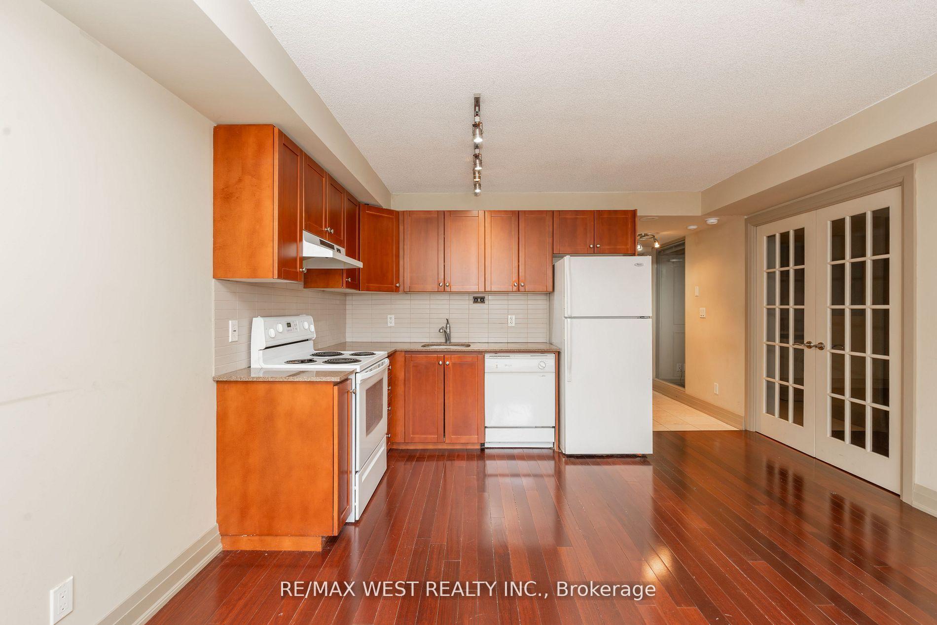 1 Bedroom Condo at 2737 Keele, Toronto For sale