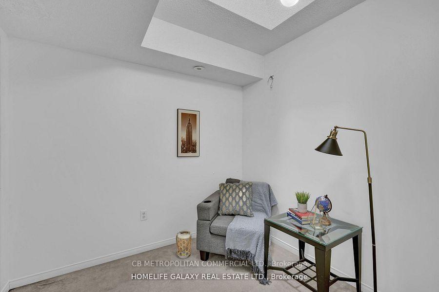 3 Bedrooms Condo at 42 Pinery,  Toronto For sale