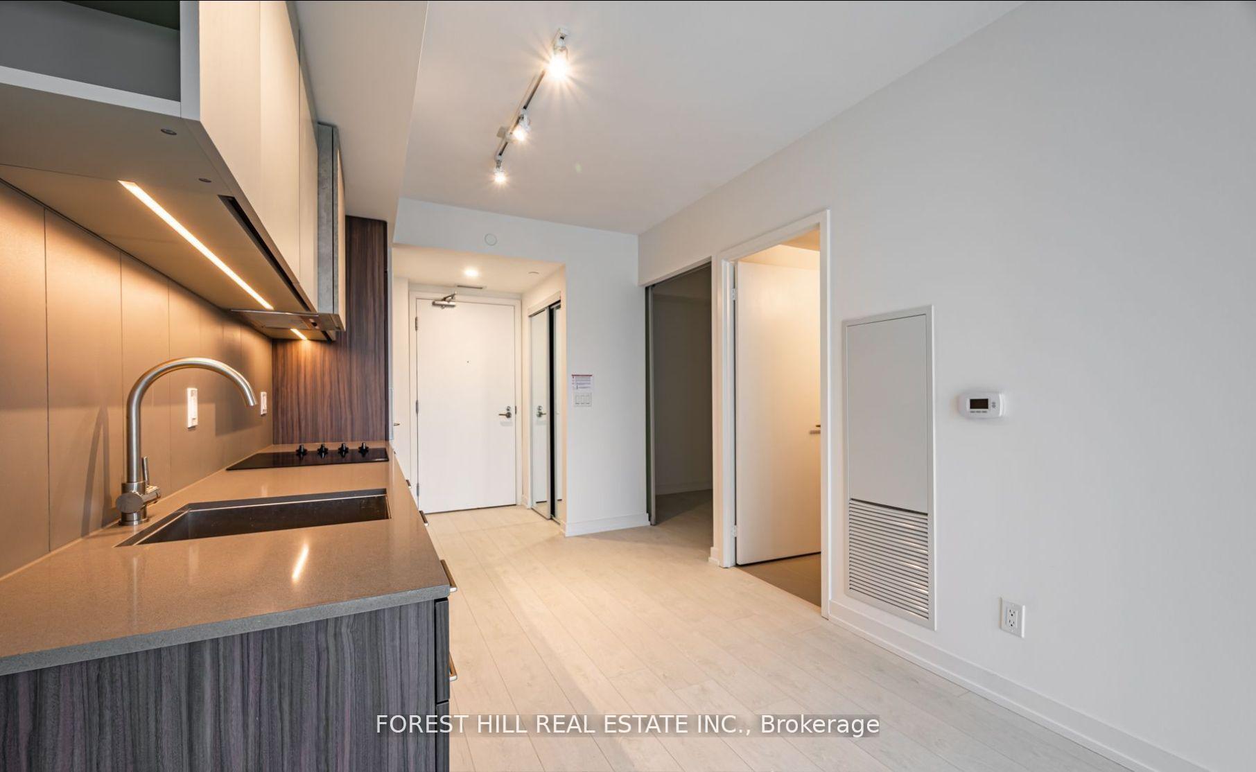2 Bedrooms Condo at 19 Western Battery, Toronto For sale