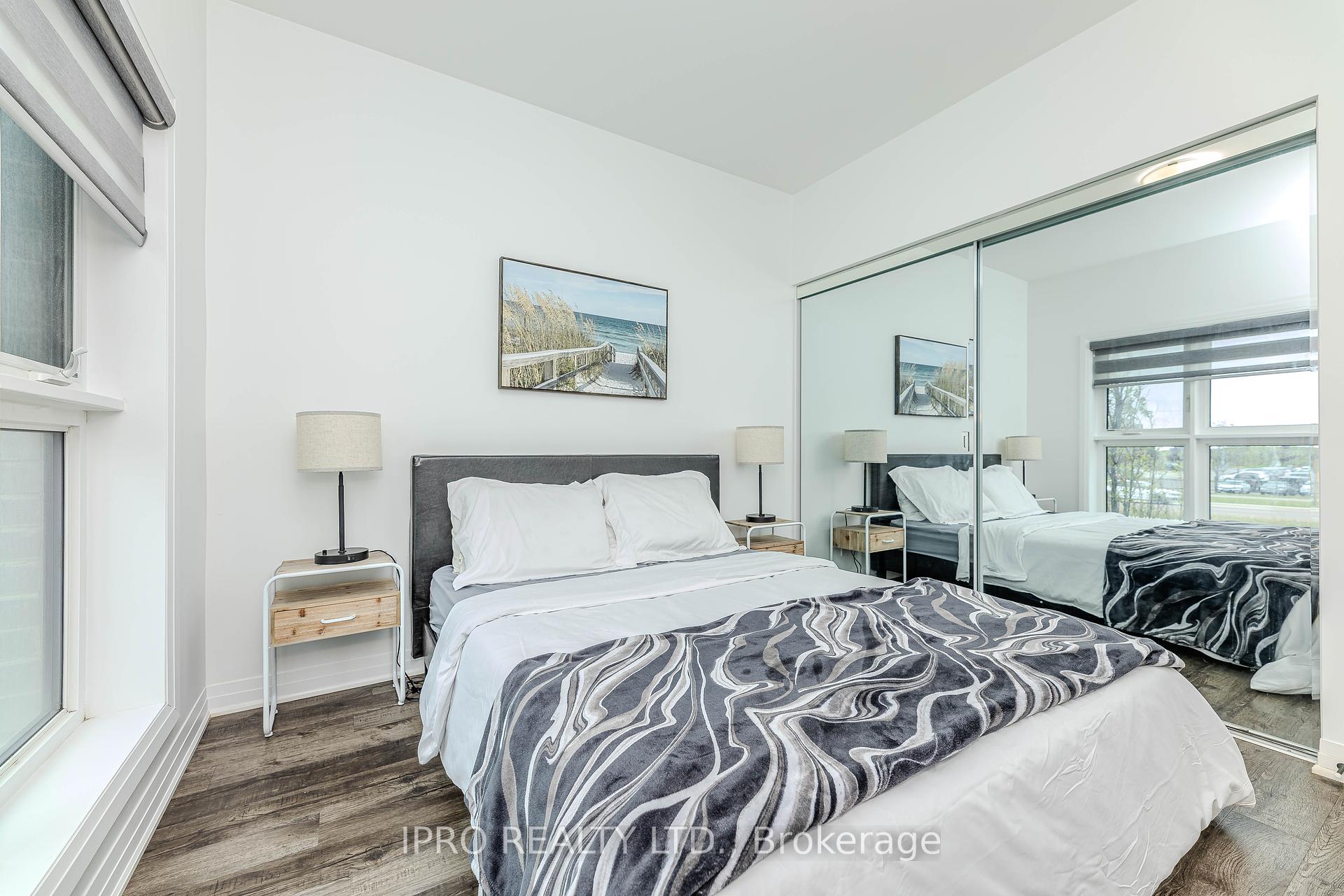 1 Bedroom Condo at 102 Grovewood Common, Oakville For sale