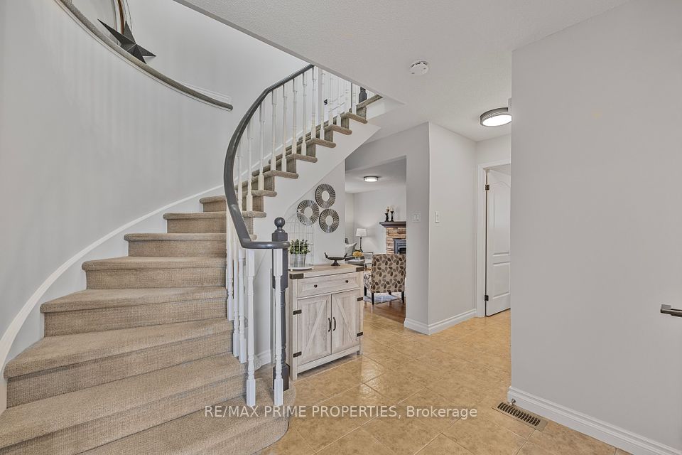 49 De Rose Avenue, Caledon, ON L7E 1A9