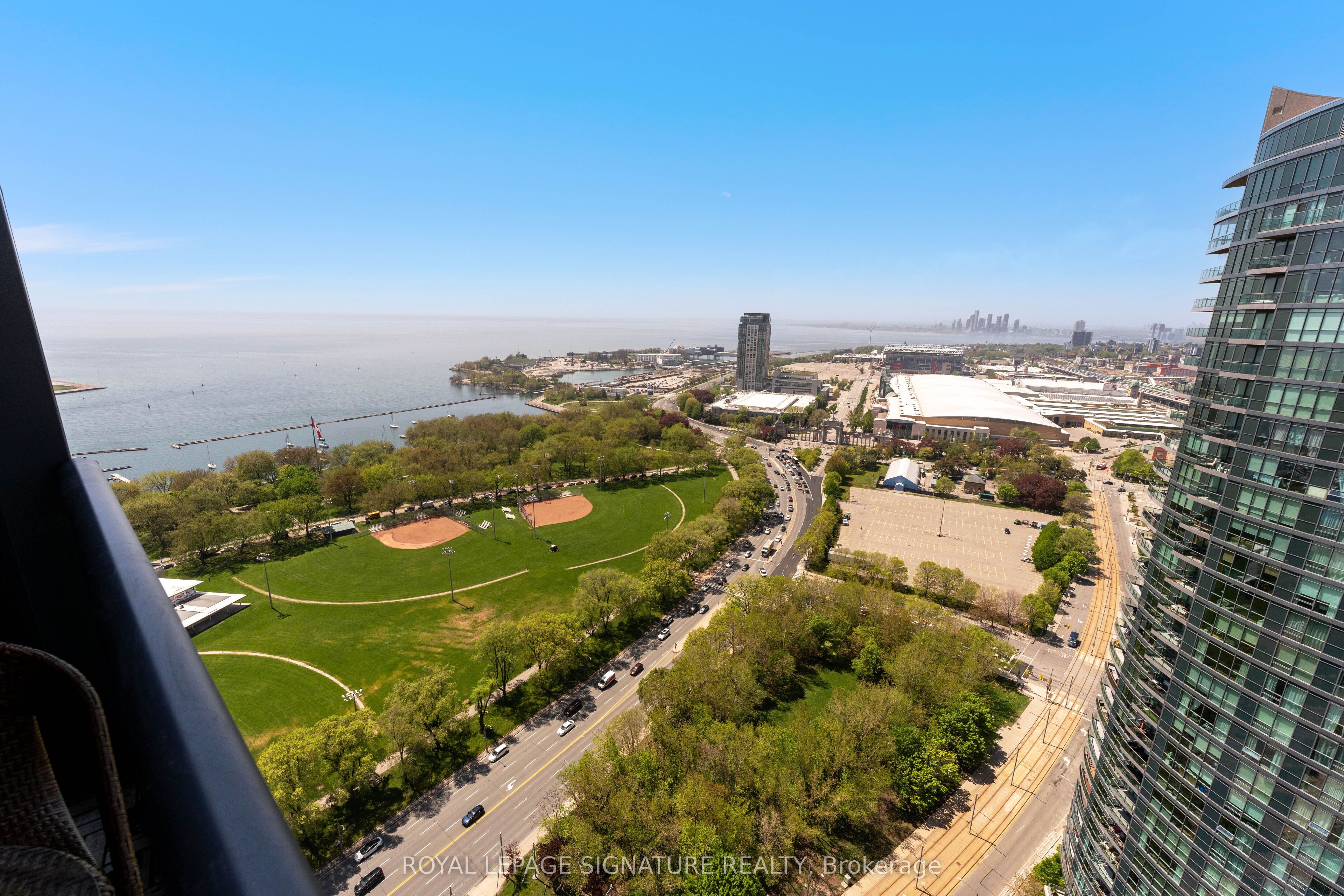 215 Fort York Boulevard, #3407